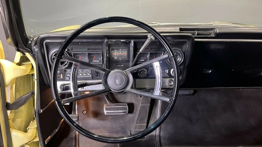 1967 Oldsmobile Toronado - Image 17 of 25