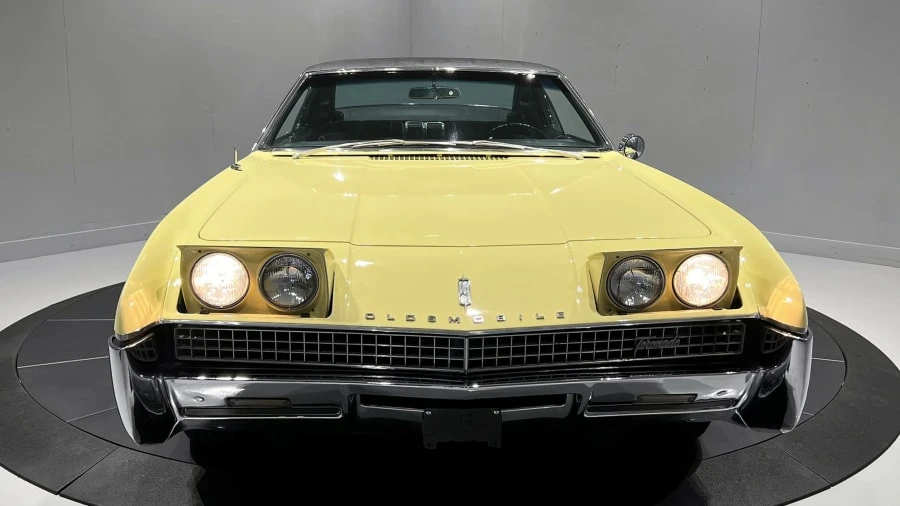 1967 Oldsmobile Toronado - Image 10 of 25