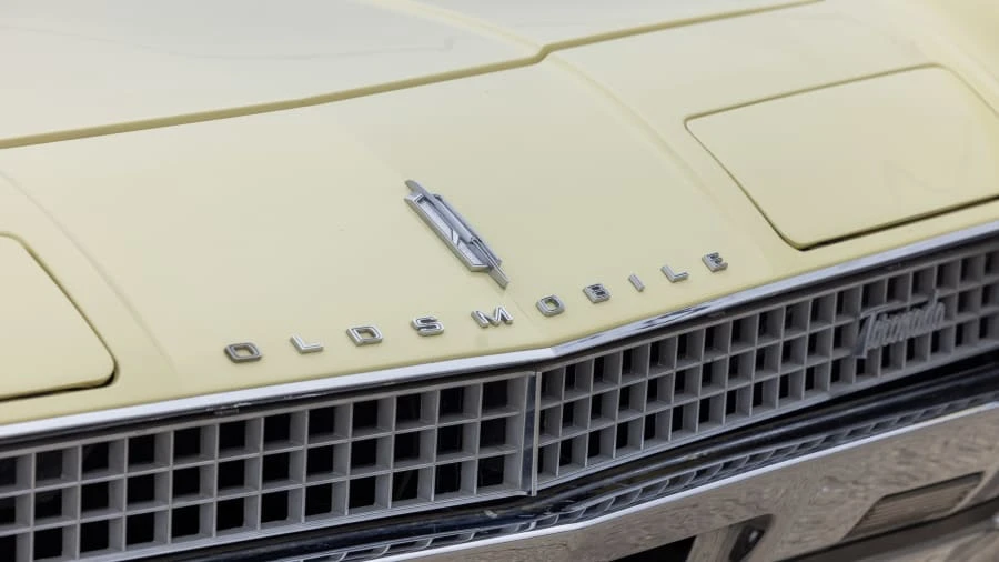 1967 Oldsmobile Toronado - Image 11 of 31