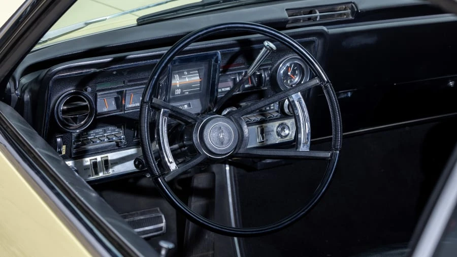 1967 Oldsmobile Toronado - Image 30 of 31