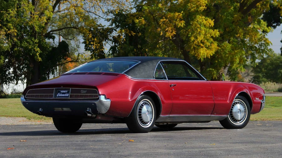 1967 Oldsmobile Toronado - Image 3 of 24