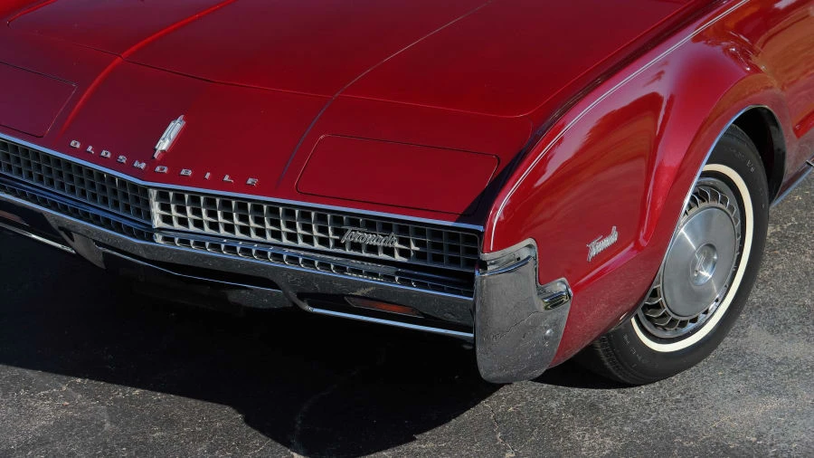 1967 Oldsmobile Toronado - Image 12 of 24