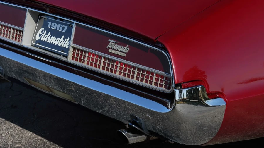 1967 Oldsmobile Toronado - Image 13 of 24