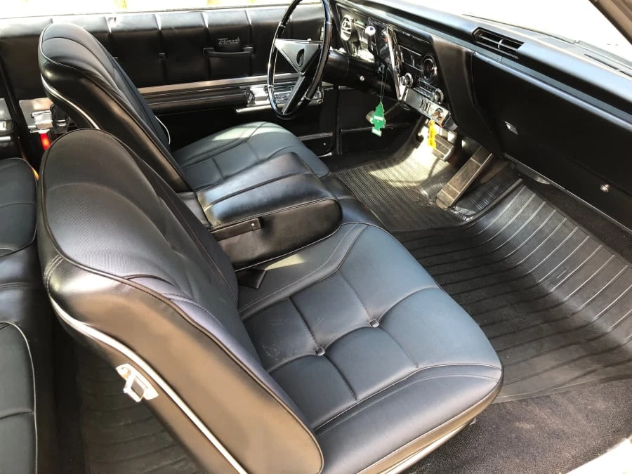 1967 Oldsmobile Toronado - Image 2 of 9