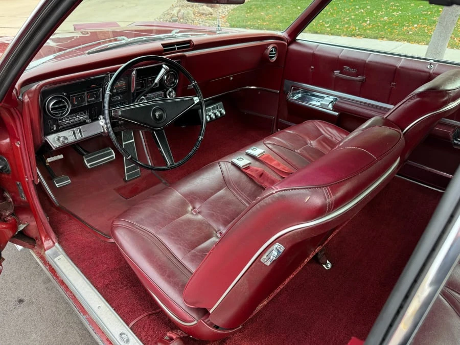1967 Oldsmobile Toronado - Image 8 of 10