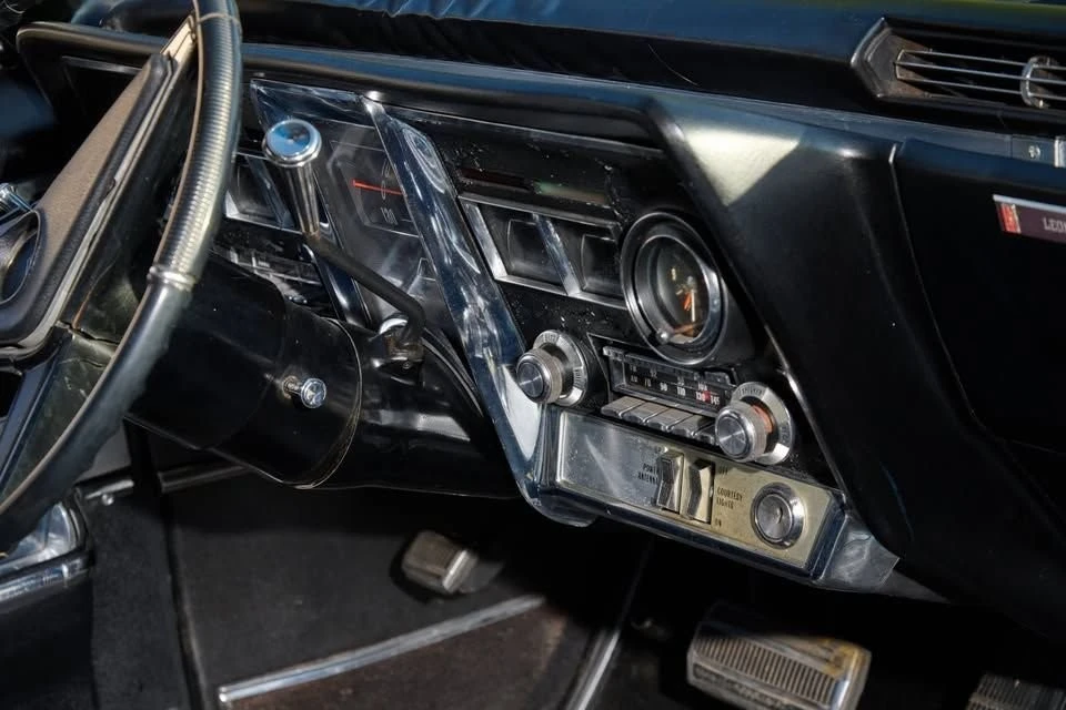 1967 Oldsmobile Toronado - Image 7 of 9