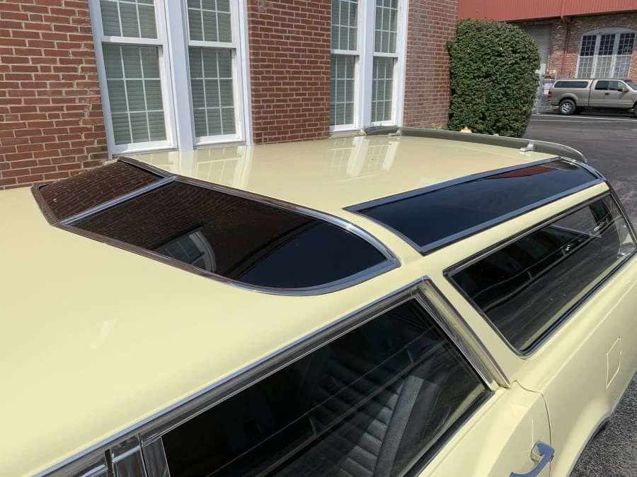 1967 Oldsmobile Vista Cruiser - Image 8 of 10
