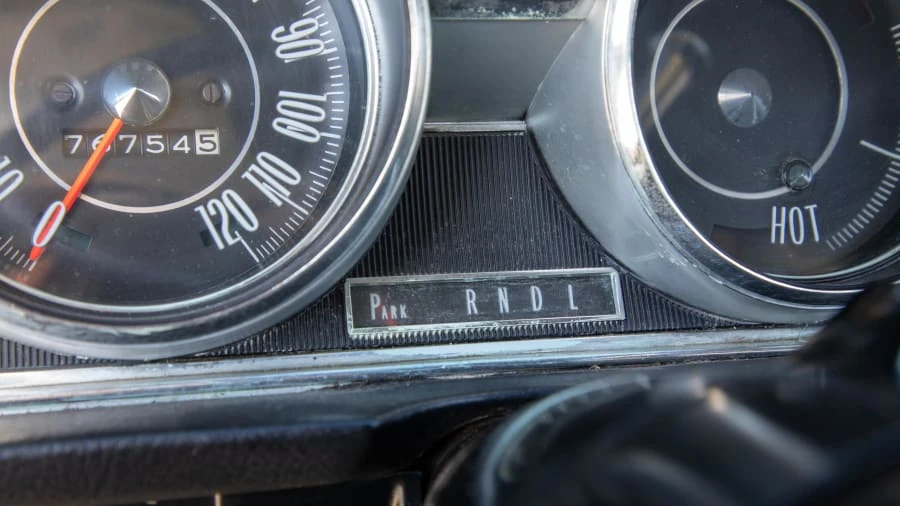 1967 Oldsmobile Vista Cruiser - Image 10 of 12