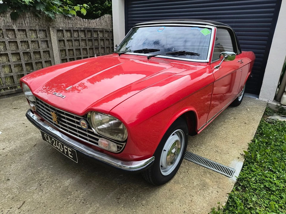 1967 Peugeot - Image 2 of 30