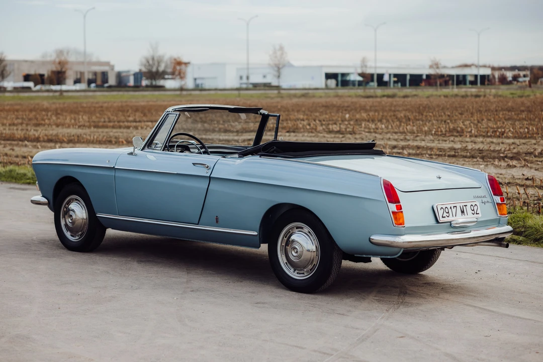 1967 Peugeot - Image 2 of 31
