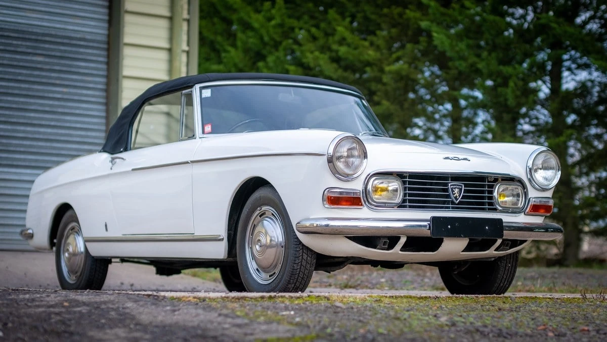 1967 Peugeot - Image 2 of 30