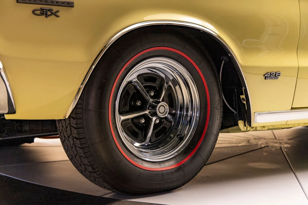 1967 Plymouth Hemi GTX - Image 16 of 24