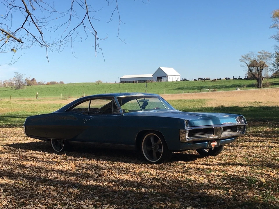 1967 Pontiac Bonneville 3rd Gen - Image 2 of 31