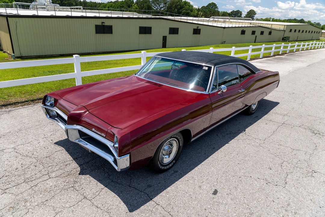1967 Pontiac Bonneville 3rd Gen - Image 2 of 31
