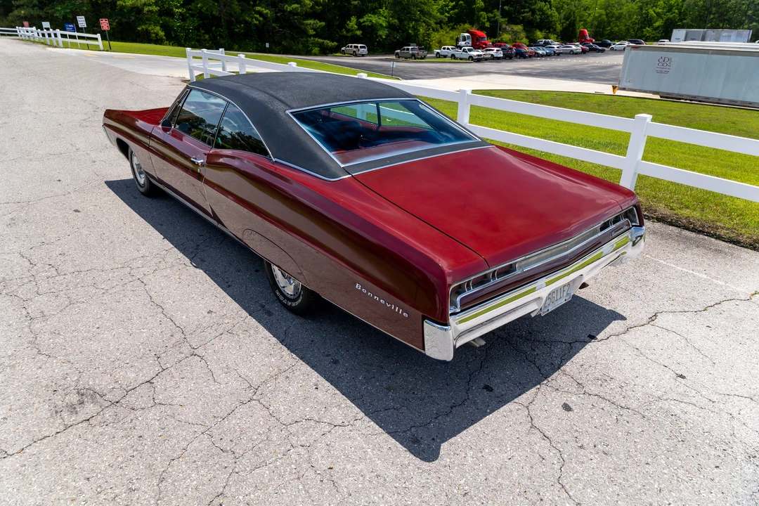 1967 Pontiac Bonneville 3rd Gen - Image 9 of 31
