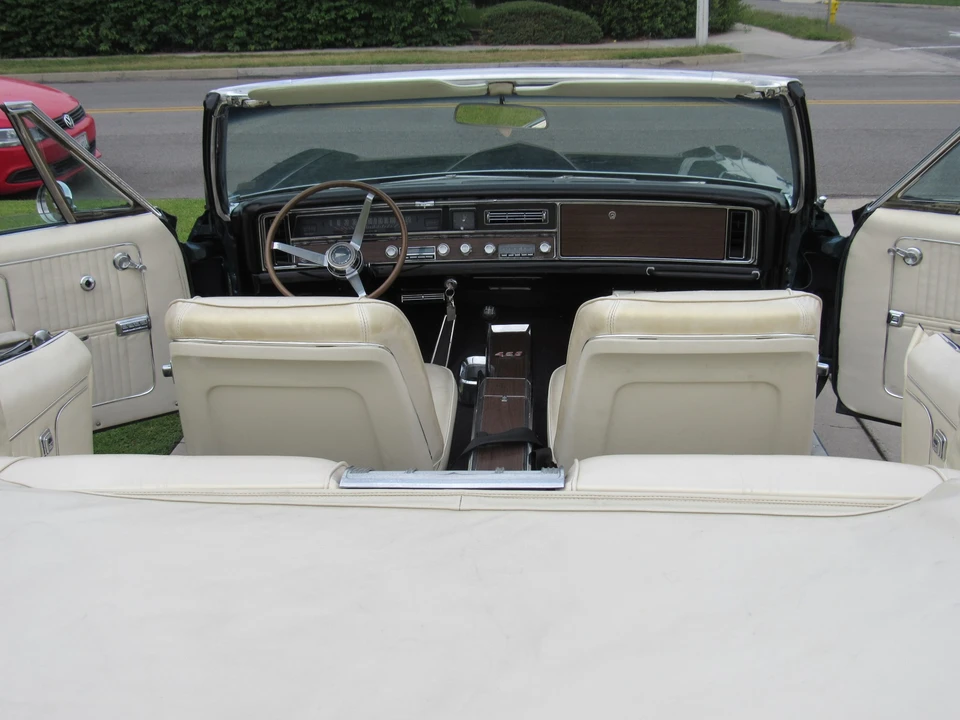 1967 Pontiac Catalina 4th Gen - Image 23 of 31