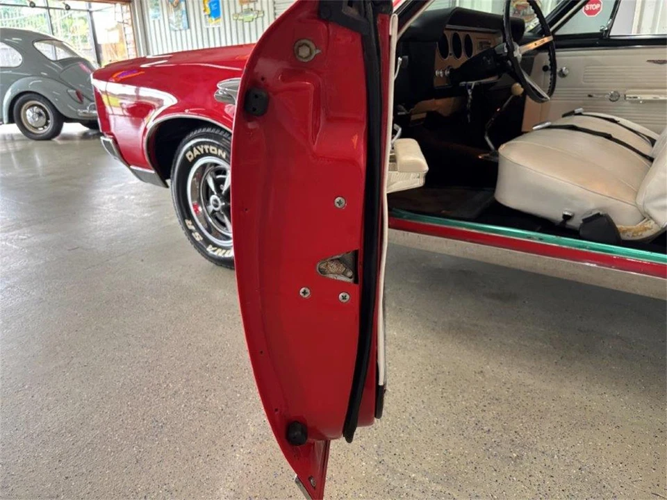 1967 Pontiac GTO 1st Gen - Image 25 of 31