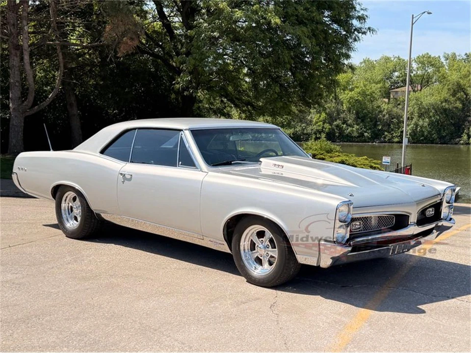 1967 Pontiac GTO 1st Gen - Image 21 of 31