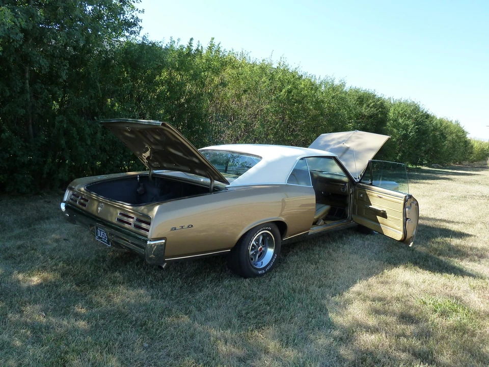 1967 Pontiac GTO 1st Gen - Image 24 of 31