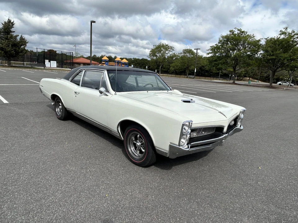 1967 Pontiac GTO 1st Gen - Image 24 of 31