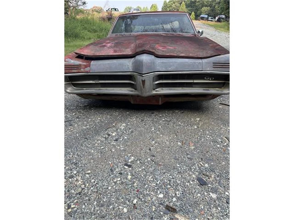 1967 Pontiac Grand Prix 1st Gen - Image 13 of 31