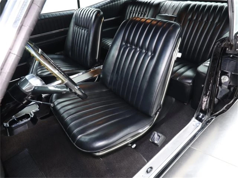 1967 Pontiac Grand Prix 1st Gen - Image 17 of 31