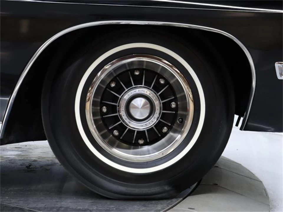 1967 Pontiac Grand Prix 1st Gen - Image 26 of 31