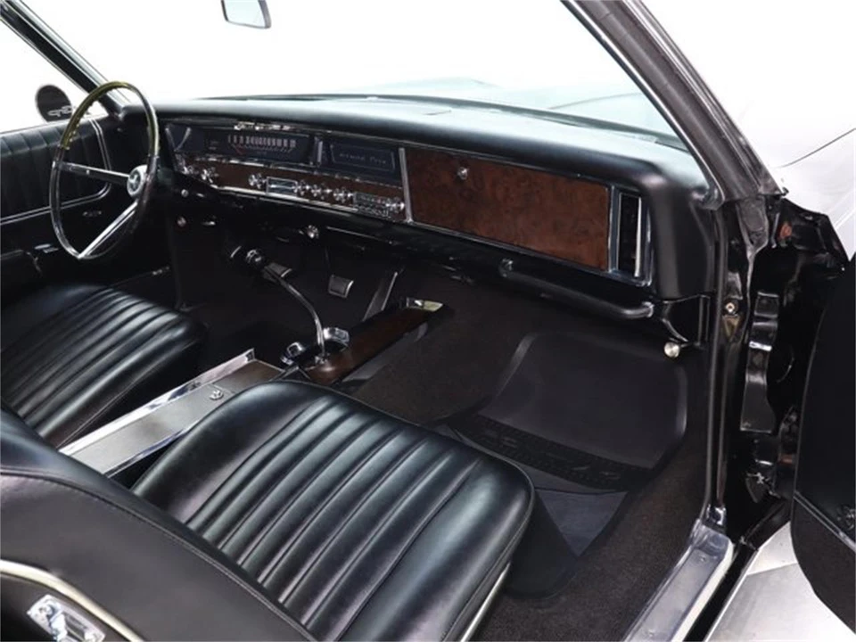 1967 Pontiac Grand Prix 1st Gen - Image 16 of 31