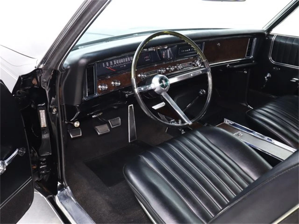 1967 Pontiac Grand Prix 1st Gen - Image 9 of 31