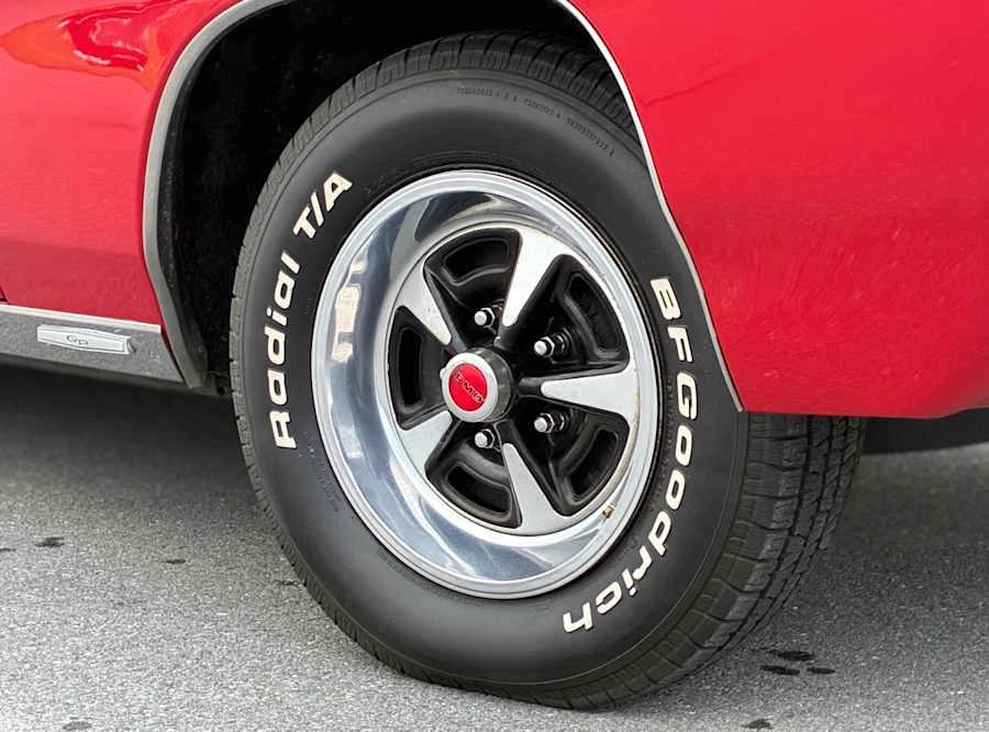 1967 Pontiac Grand Prix 1st Gen - Image 9 of 30