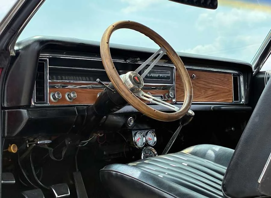 1967 Pontiac Grand Prix 1st Gen - Image 19 of 30