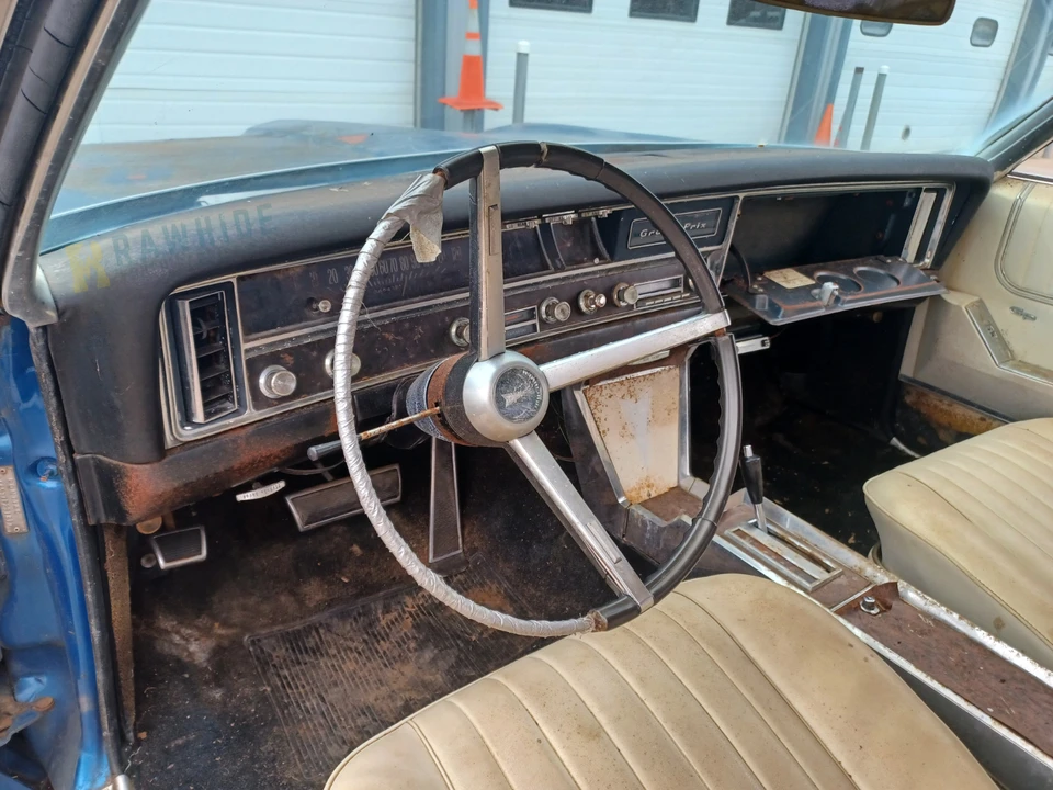 1967 Pontiac Grand Prix 1st Gen - Image 9 of 20