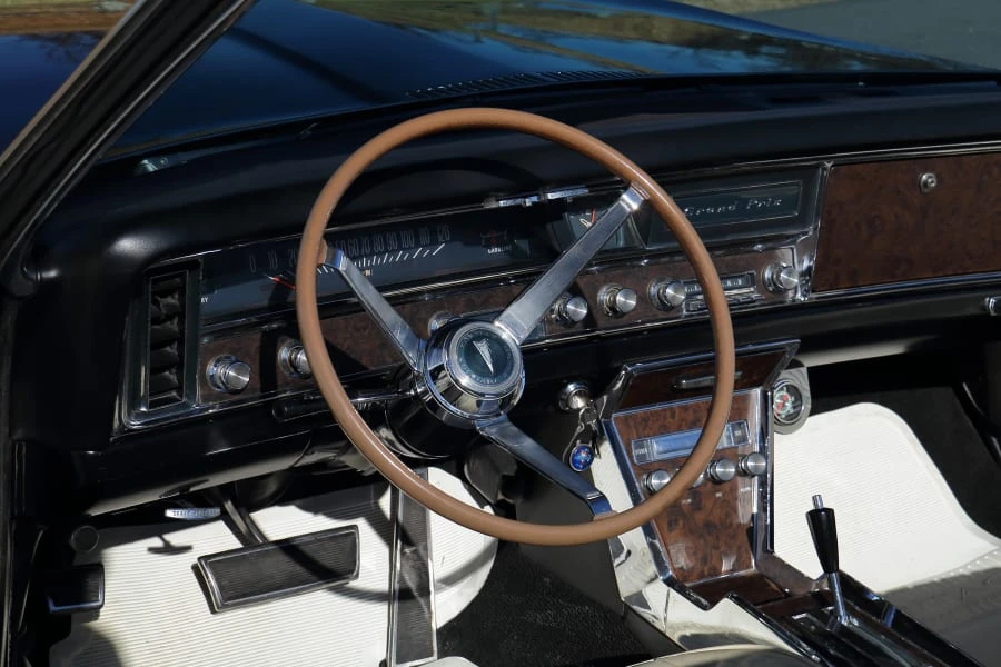 1967 Pontiac Grand Prix 1st Gen - Image 22 of 31