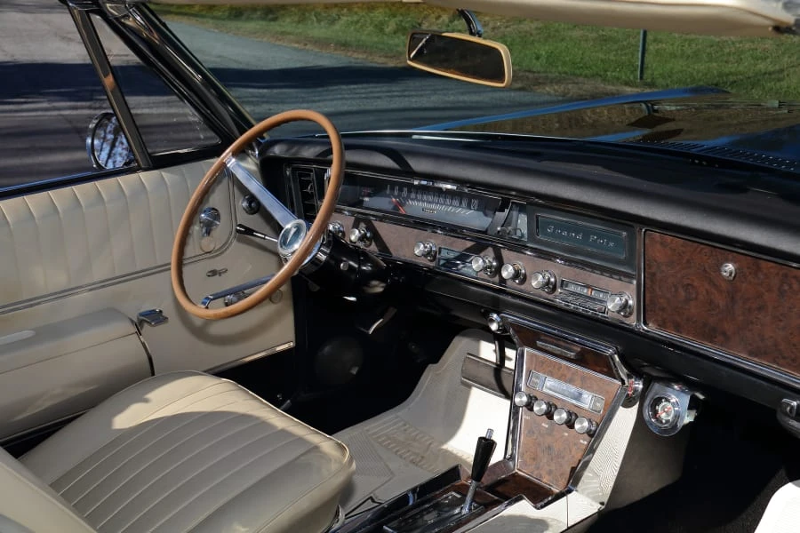 1967 Pontiac Grand Prix 1st Gen - Image 24 of 31