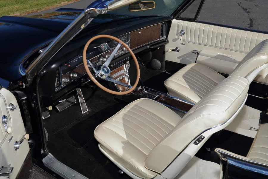1967 Pontiac Grand Prix 1st Gen - Image 16 of 31