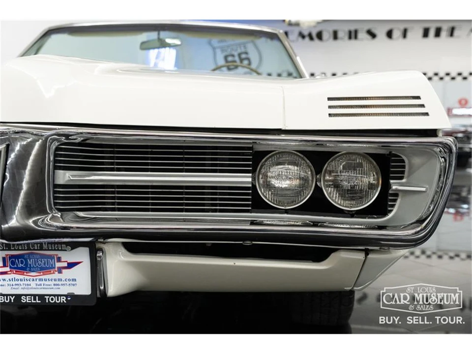 1967 Pontiac Grand Prix 1st Gen - Image 29 of 31