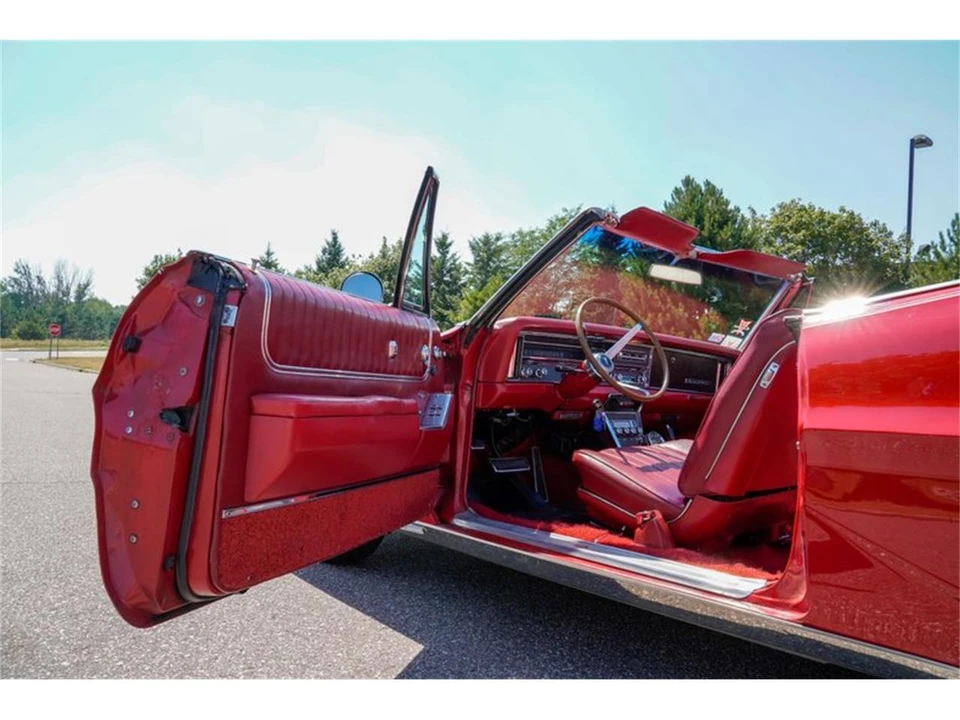 1967 Pontiac Grand Prix 1st Gen - Image 10 of 31