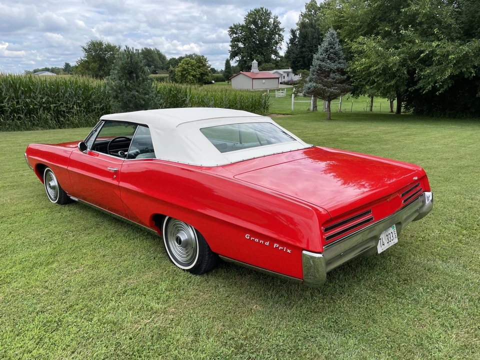 1967 Pontiac Grand Prix 1st Gen - Image 11 of 31