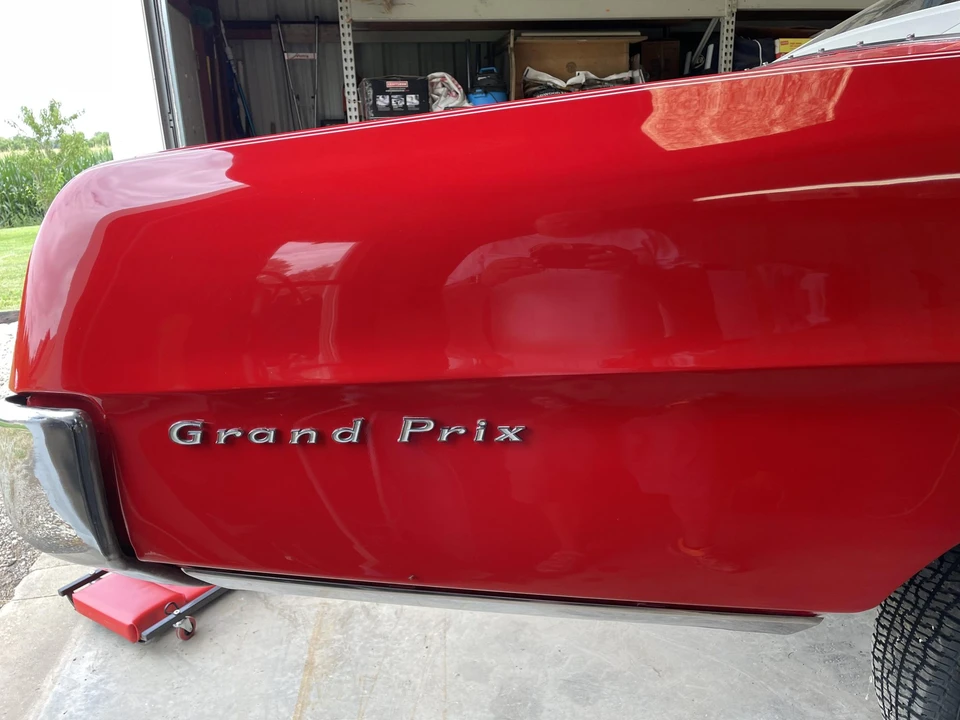 1967 Pontiac Grand Prix 1st Gen - Image 24 of 31