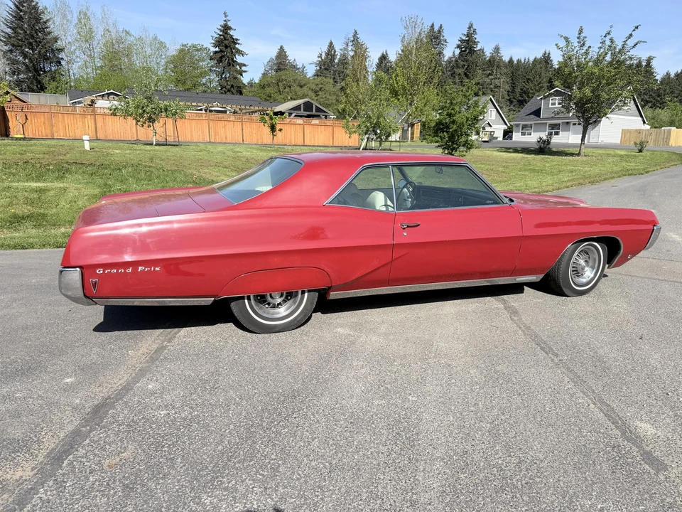 1967 Pontiac Grand Prix 1st Gen - Image 10 of 31