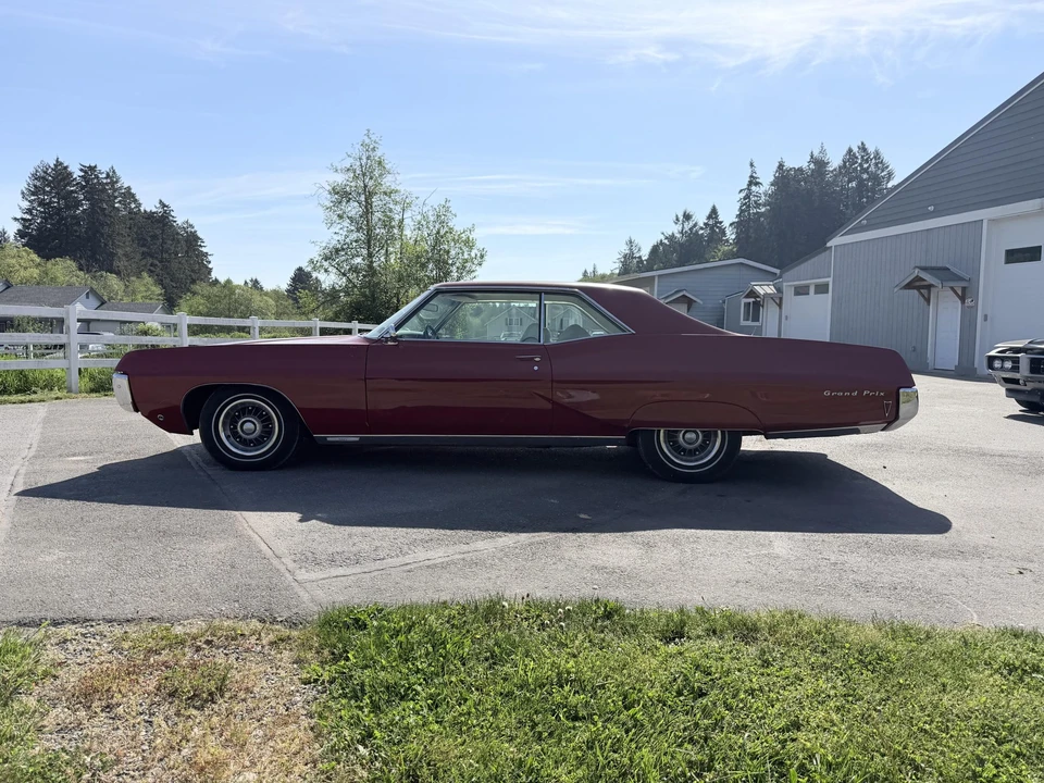 1967 Pontiac Grand Prix 1st Gen - Image 18 of 31