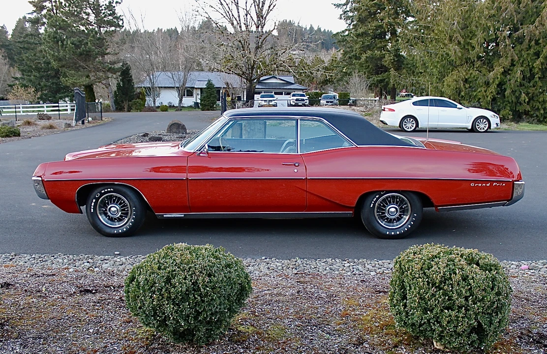 1967 Pontiac Grand Prix 1st Gen - Image 25 of 31