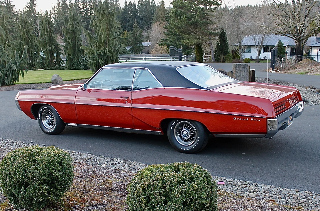 1967 Pontiac Grand Prix 1st Gen - Image 24 of 31