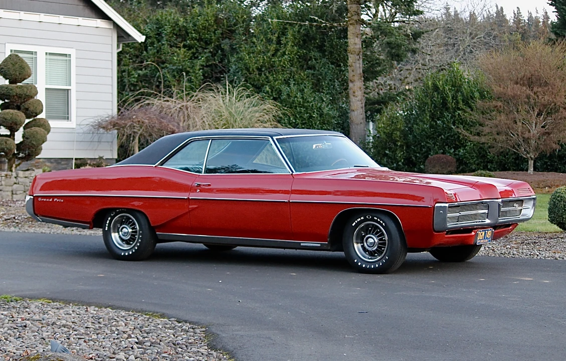 1967 Pontiac Grand Prix 1st Gen - Image 14 of 31