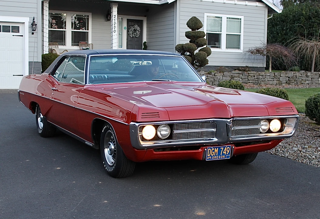 1967 Pontiac Grand Prix 1st Gen - Image 10 of 31