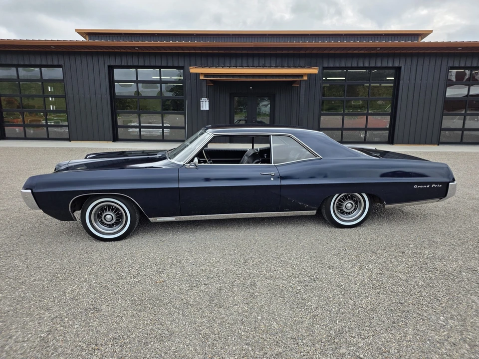 1967 Pontiac Grand Prix 1st Gen - Image 27 of 31
