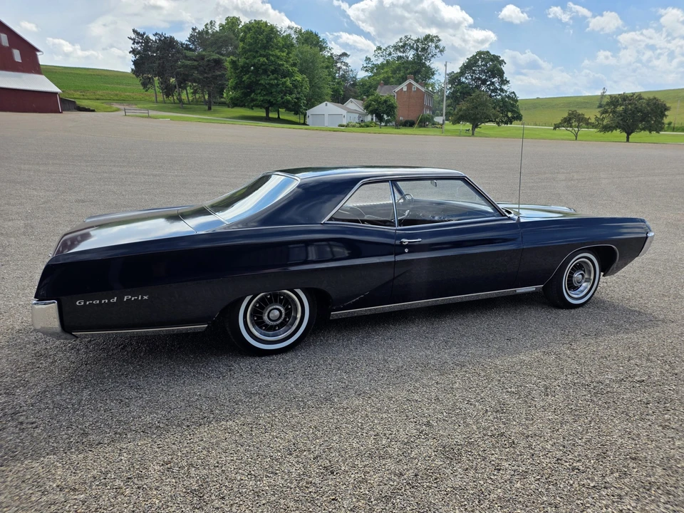 1967 Pontiac Grand Prix 1st Gen - Image 17 of 31