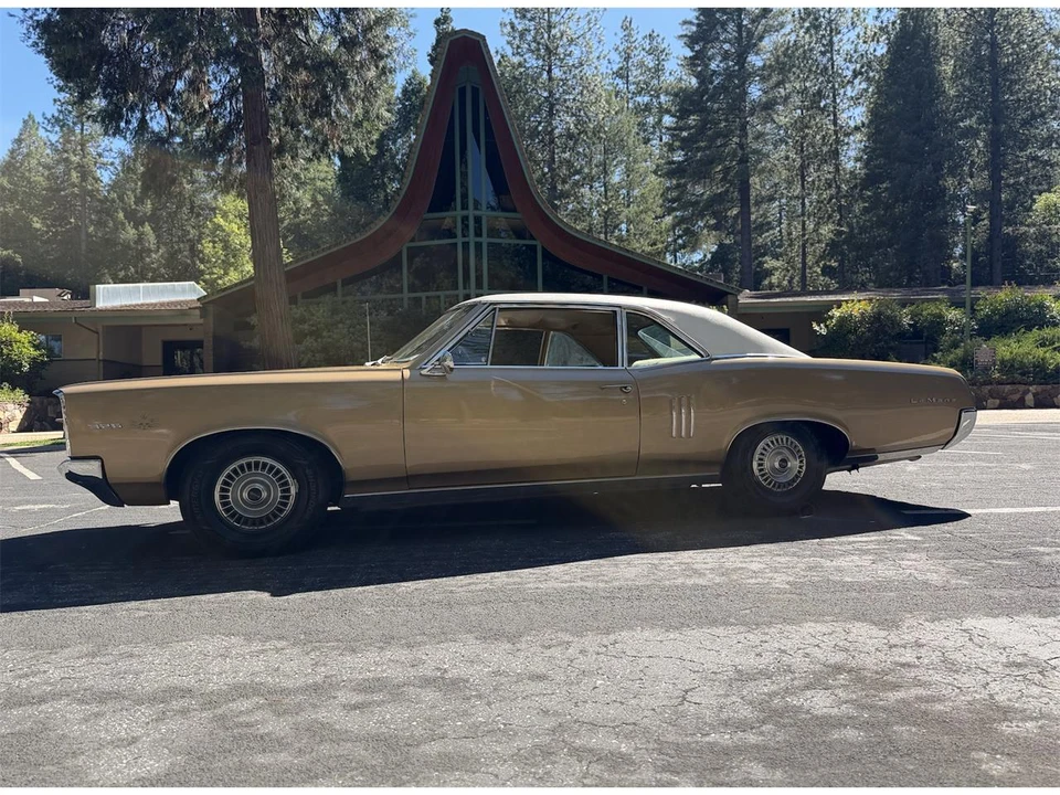 1967 Pontiac LeMans 2nd Gen - Image 10 of 31
