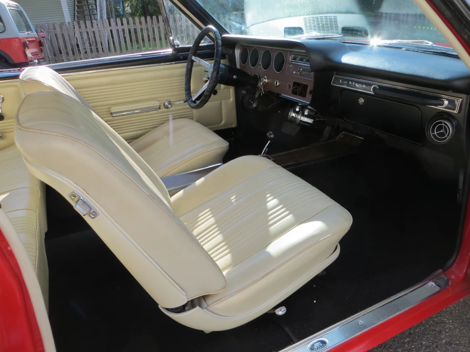 1967 Pontiac LeMans 2nd Gen - Image 28 of 31