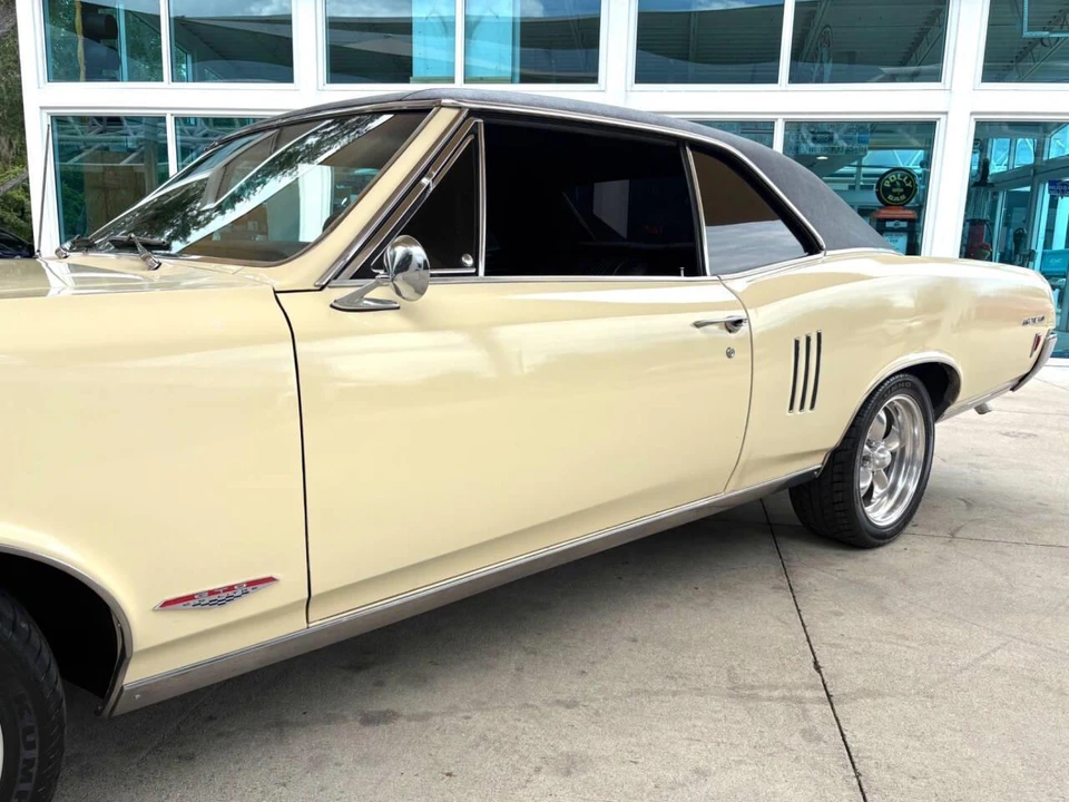 1967 Pontiac LeMans 2nd Gen - Image 13 of 31